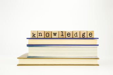 送你两本关于植物的书